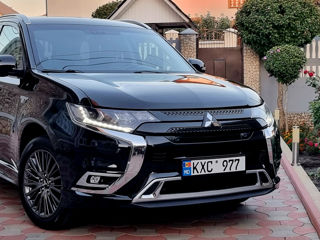 Mitsubishi Outlander foto 8