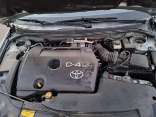Toyota Avensis foto 10