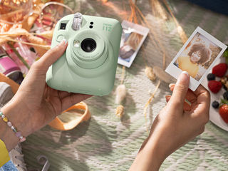 Срочно! Фотоаппараты моментальной печати!? Fujifilm Mini 12!!! фото 0