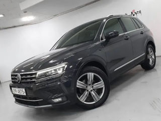 Volkswagen Tiguan foto 1