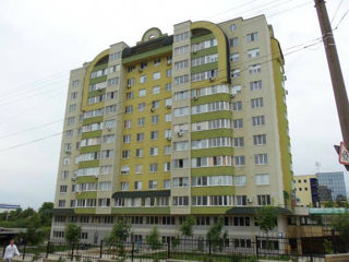 Apartament cu 2 camere, 94 m², Centru, Chișinău foto 1
