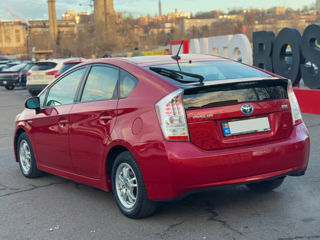 Toyota Prius foto 8