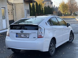 Toyota Prius foto 6