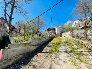 Se vînd 2 gospodării pe teren 17 ARI+beci, fîntînă, sarai -159 900 Euro Durlești,  Centru. foto 2