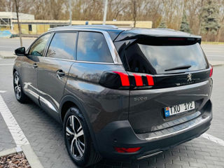 Peugeot 5008 foto 4