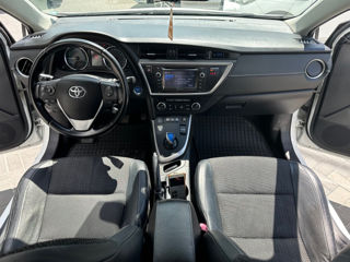 Toyota Auris foto 10