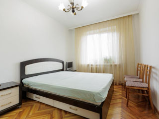 Apartament cu 2 camere, 57 m², Centru, Chișinău