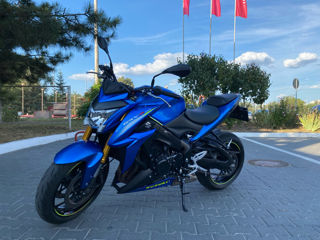 Suzuki GSX S1000 foto 2