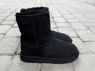 UGG Classic II Boot. Размер 35. Оригинал. в идеальном состоянии. foto 5