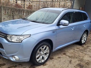 Mitsubishi Outlander foto 7