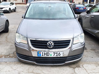 Volkswagen Touran foto 7