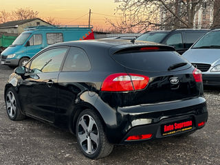 KIA Rio foto 4