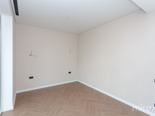 Apartament cu 4 camere, 215 m², Râșcani, Chișinău foto 10