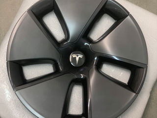 Колпаки Tesla 3 диаметр 18 оригинал. Бельцы! фото 1