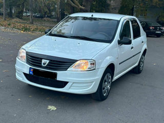 Dacia Logan foto 2