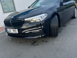 BMW 5 Series foto 8