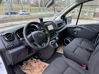 Opel Vivaro foto 16