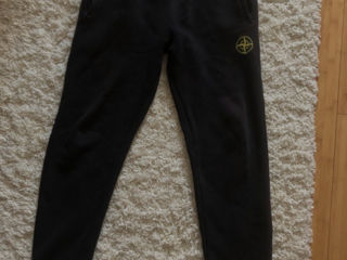 Stone Island foto 2