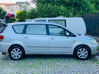 Toyota Avensis Verso, 2003 г.