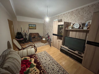 Apartament cu 1 cameră, 39 m², Molodova, Bălți foto 3