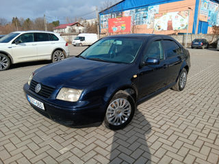 Volkswagen Jetta foto 2