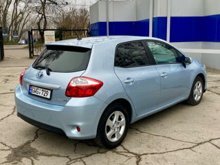 Toyota Auris foto 4