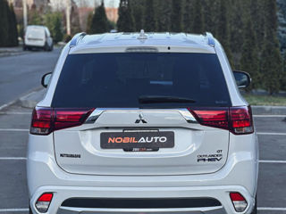 Mitsubishi Outlander foto 5