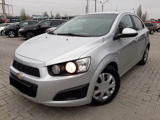 Chevrolet Aveo foto 1