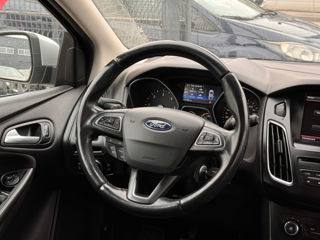 Ford Focus foto 9