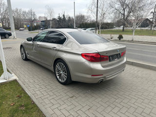 BMW 5 Series foto 7