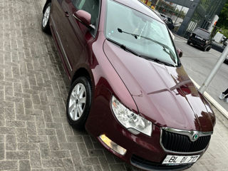 Skoda Superb фото 3