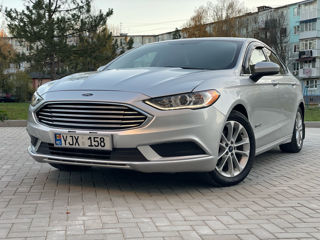 Ford Fusion foto 2