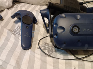 Продам или обменяю HTC Vive Pro + wireless adapter foto 2