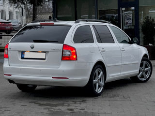 Skoda Octavia foto 3