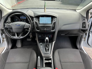 Ford Focus foto 8