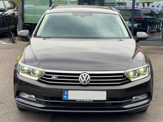 Volkswagen Passat foto 3