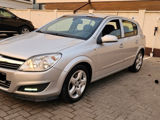 Opel Astra foto 3