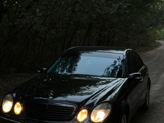 Mercedes E-Class foto 4