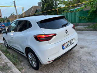 Renault Clio foto 9