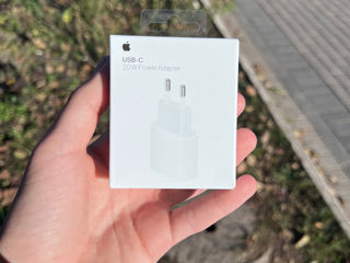 Блок Apple 20W foto 1