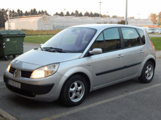 Dezmembrez reno scenic 1.5dci 2004