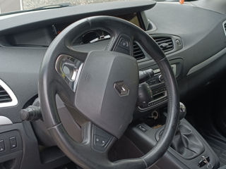 Renault Grand Scenic foto 8