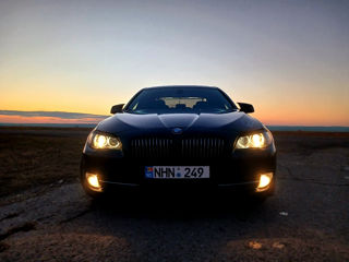 BMW 5 Series foto 1