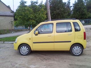 Opel Agila foto 5