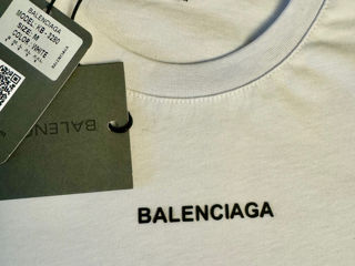 Balenciaga foto 1