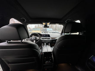 BMW X7 foto 13