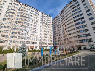 Apartament cu 2 camere, 79 m², Botanica, Chișinău foto 1