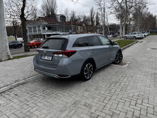 Toyota Auris foto 4