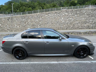 BMW 5 Series foto 5