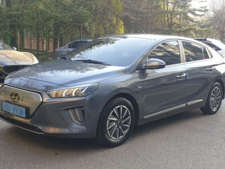 Hyundai IONIQ foto 1